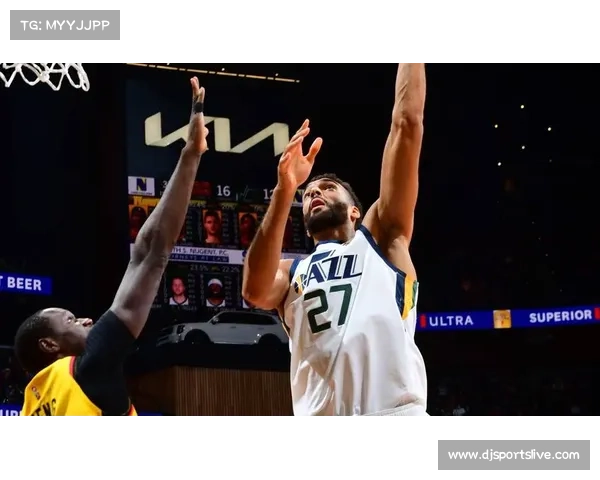 克拉克森替补25分射落骑士，冷血手势庆祝关键三分